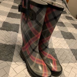 Rain boots